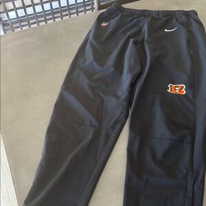 Nike Black Athletic Pants with Team Emblem Bengals NFL